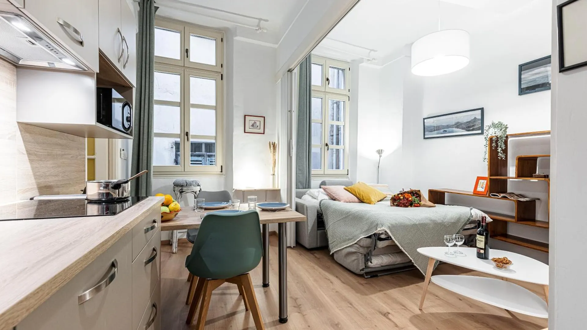 Feel Home - Poissonnerie Nice Fransa