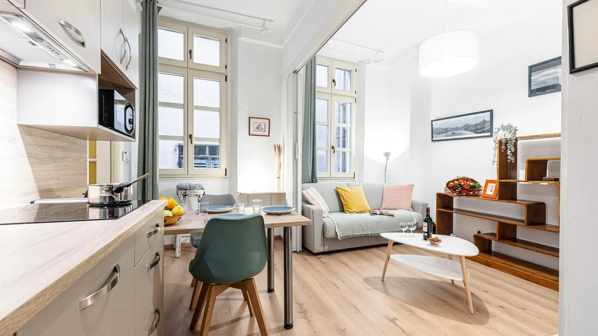 Feel Home - Poissonnerie Nice 0*,
